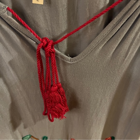 Bohemian Style Embroidered Shirt - Picture 2 of 6